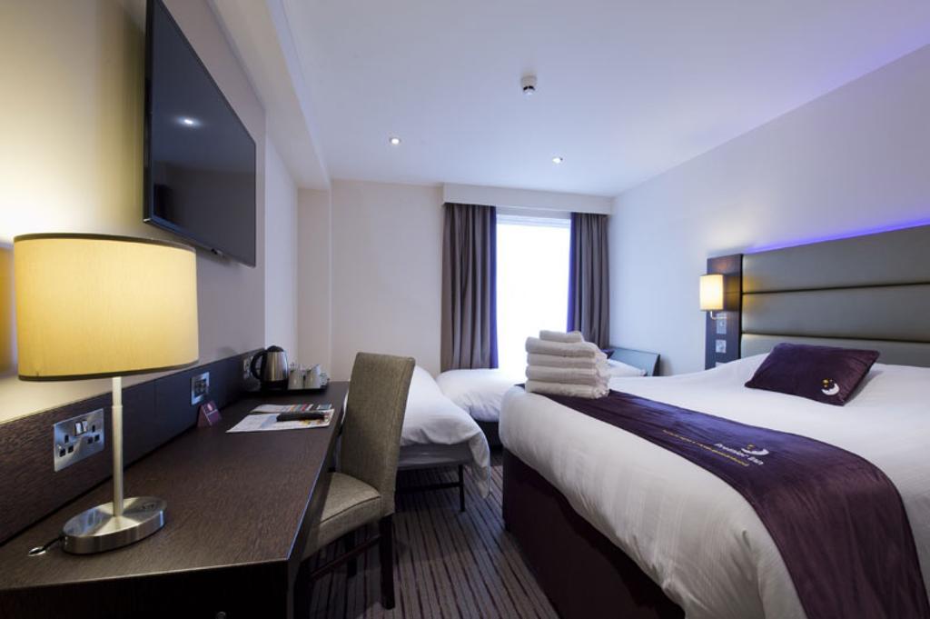 Premier Inn Uttoxeter Eksteriør bilde
