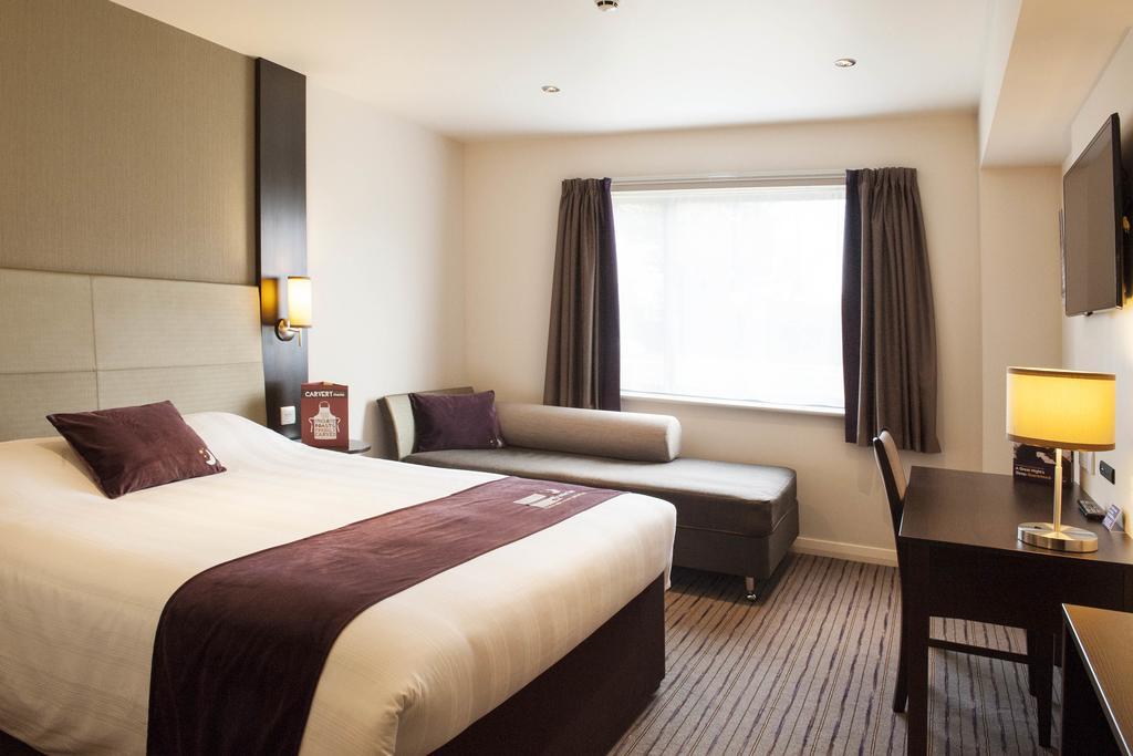 Premier Inn Uttoxeter Eksteriør bilde