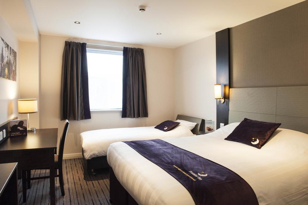 Premier Inn Uttoxeter Eksteriør bilde