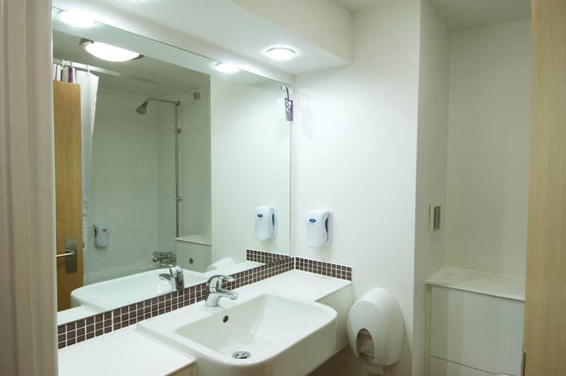 Premier Inn Uttoxeter Eksteriør bilde