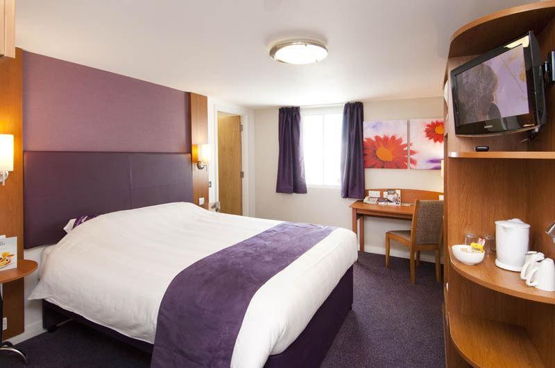 Premier Inn Uttoxeter Eksteriør bilde